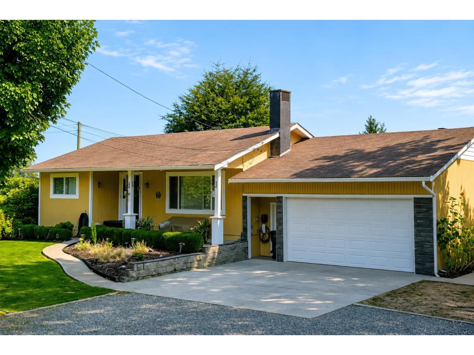 10268 YOUNG ROAD, Fairfield Island