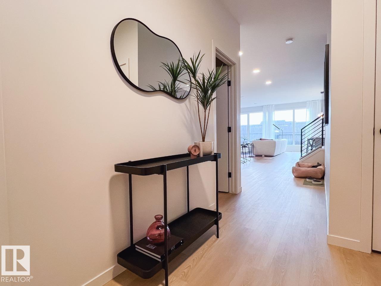 22616 85 AV NW