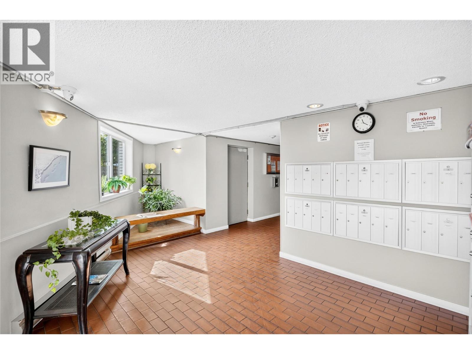 803 Fairview Road Unit# 301