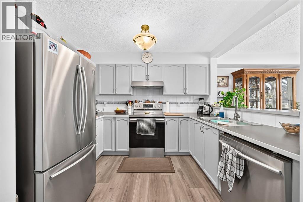 38 Country Village Landing NE