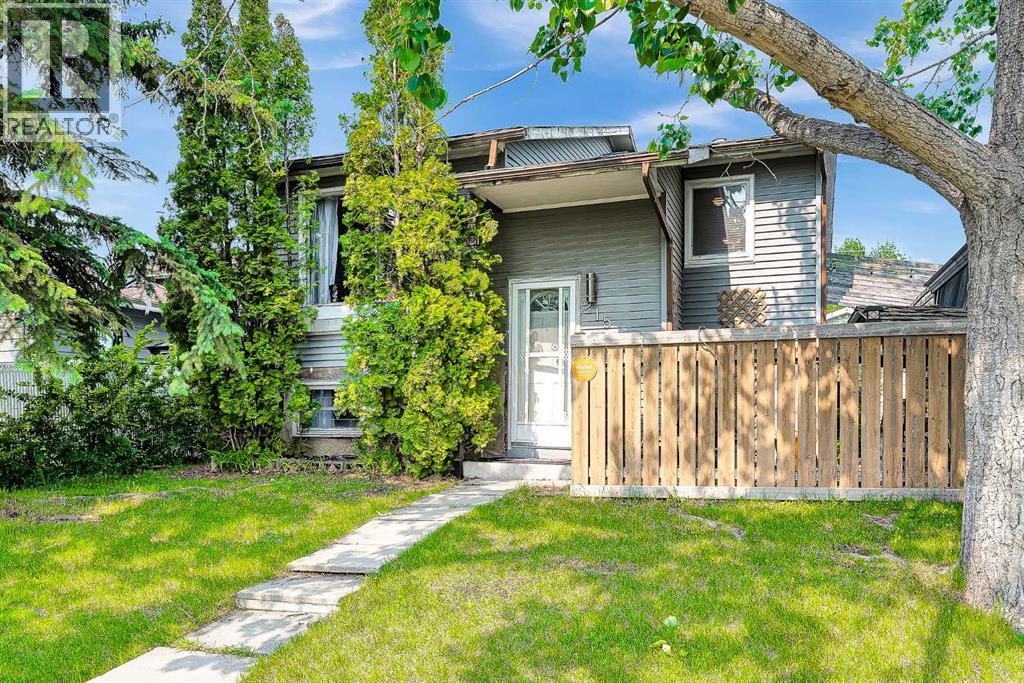 215 ERIN WOODS Drive SE
