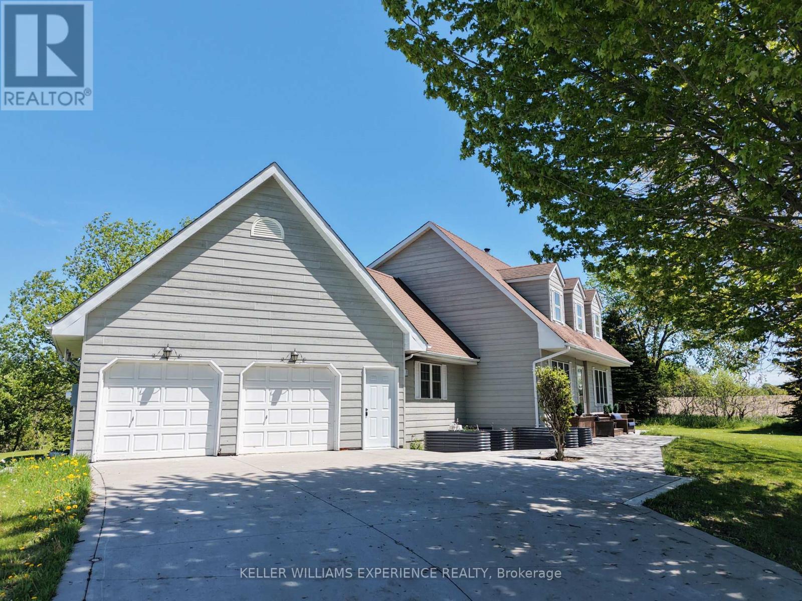 2 ALGONQUIN HEIGHTS COURT