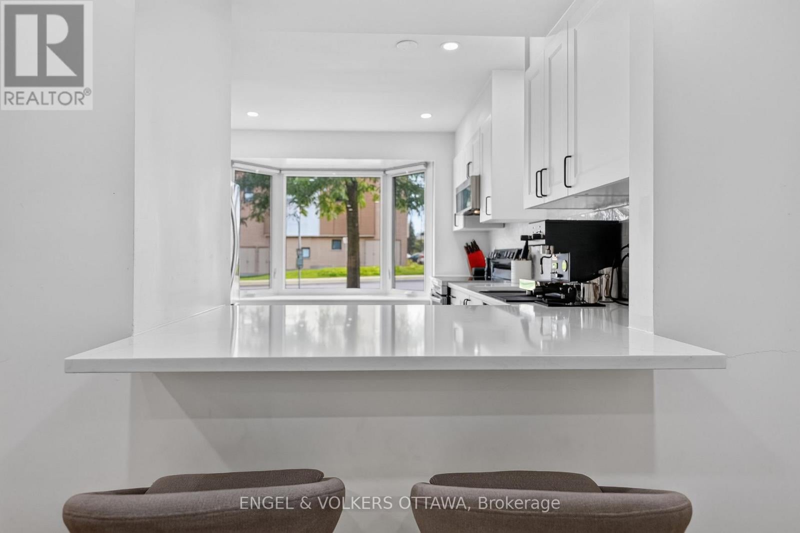 1304 MORRISON DRIVE