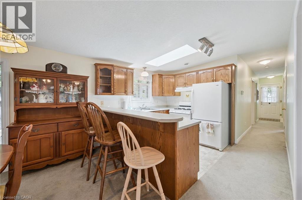 4 SPRUCE Avenue