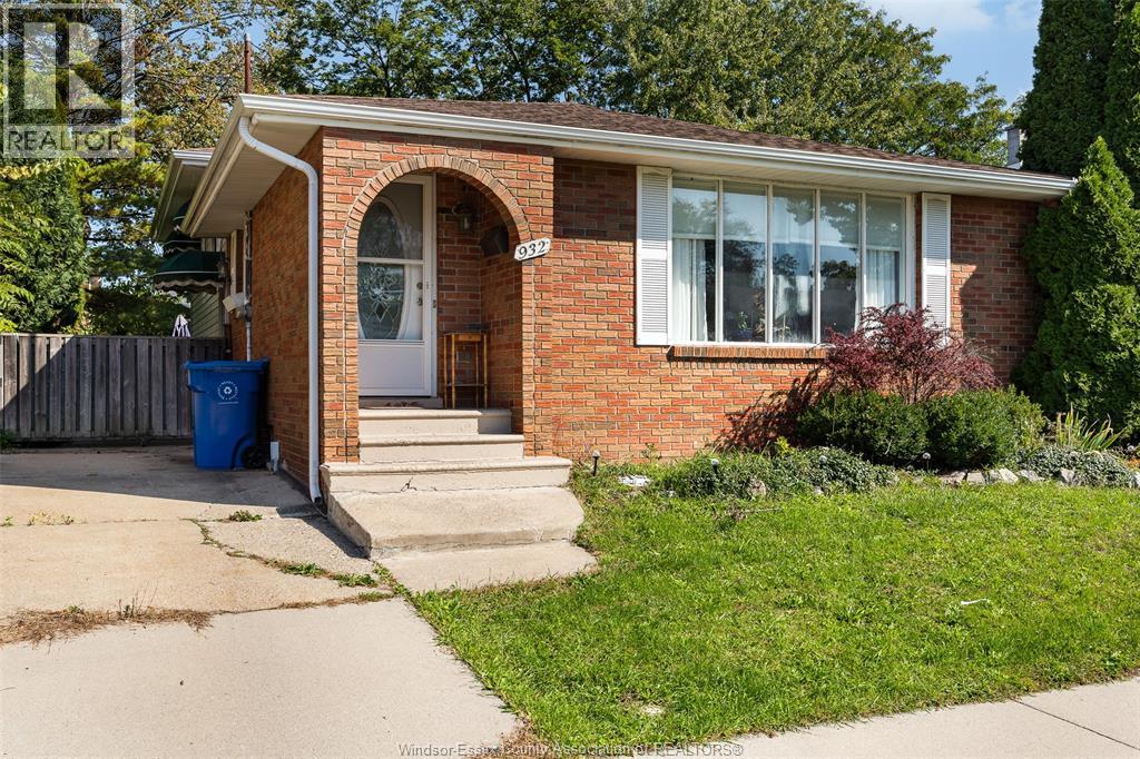 932 REEDMERE ROAD, WINDSOR, ON N8S 2L8 - Image 932989090.jpeg?d=l