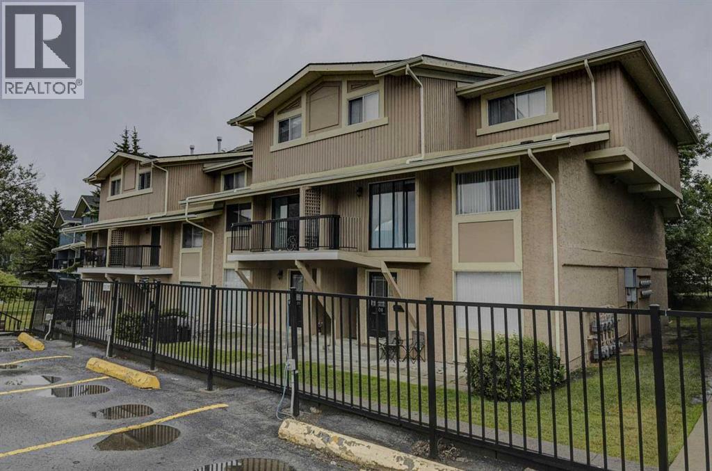 1106, 2200 Woodview Drive SW