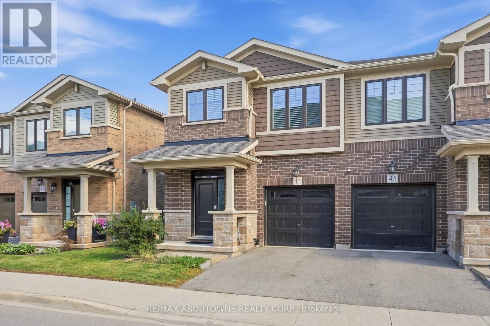 44 - 288 GLOVER ROAD