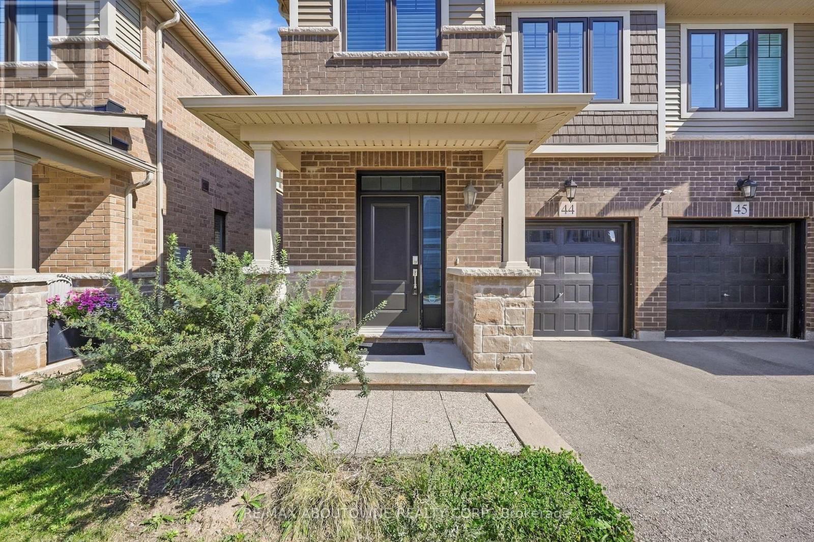 44 - 288 GLOVER ROAD