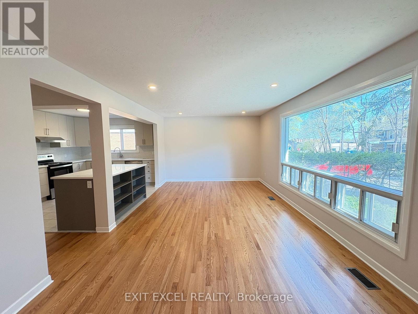 1 - 816 DUNDEE AVENUE - Photo 2