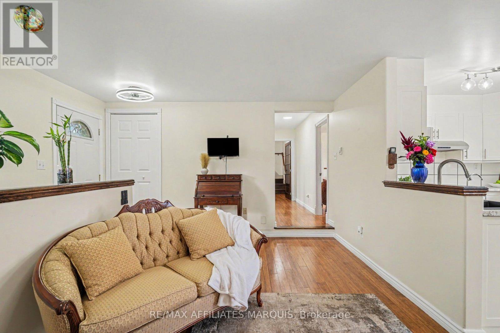 428 JOHNSTON ROAD