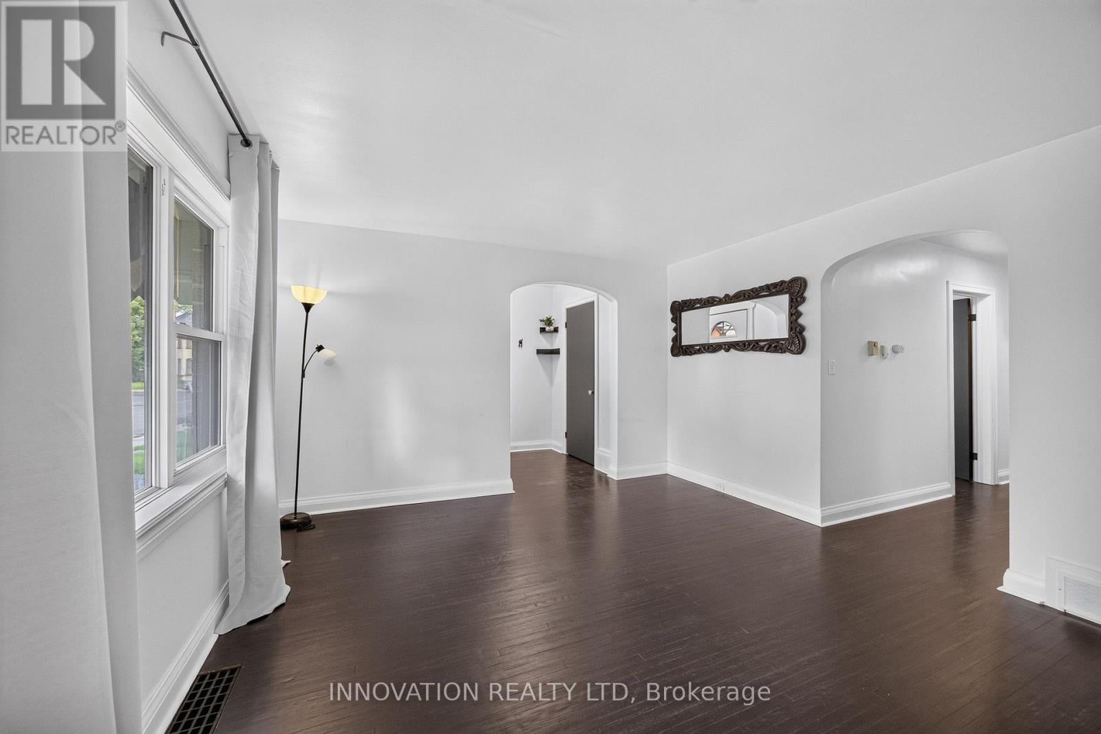 5 MERRICK STREET