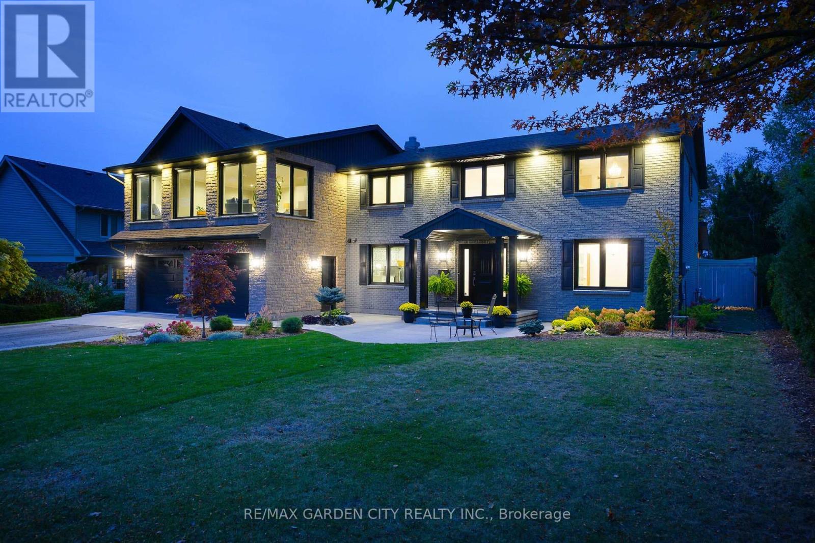 21 PARKWOOD ROAD