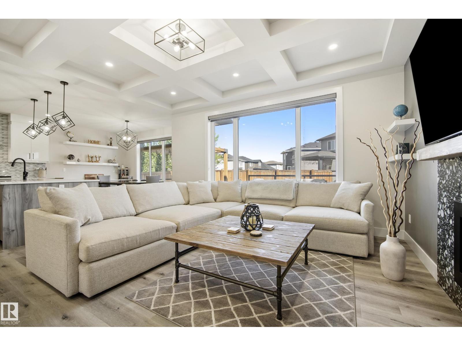 5813 PELERIN CR