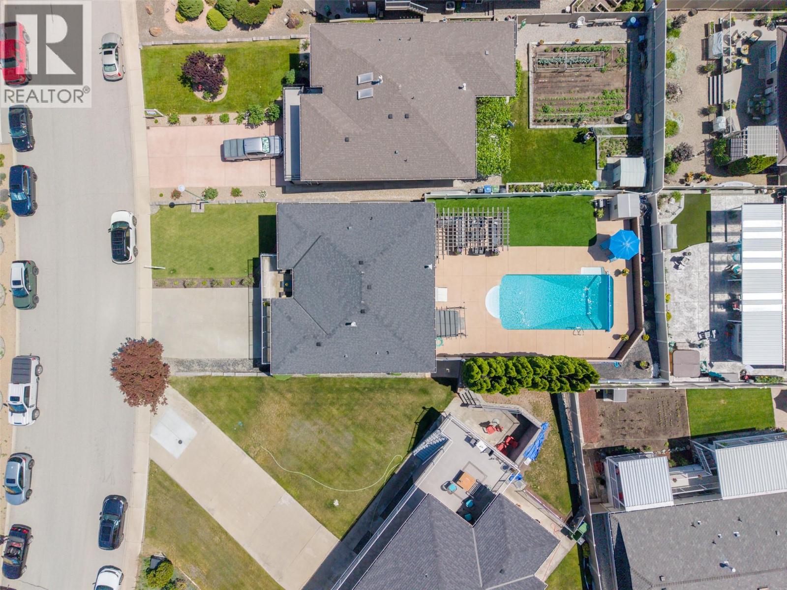 12104 GOLF COURSE Drive
