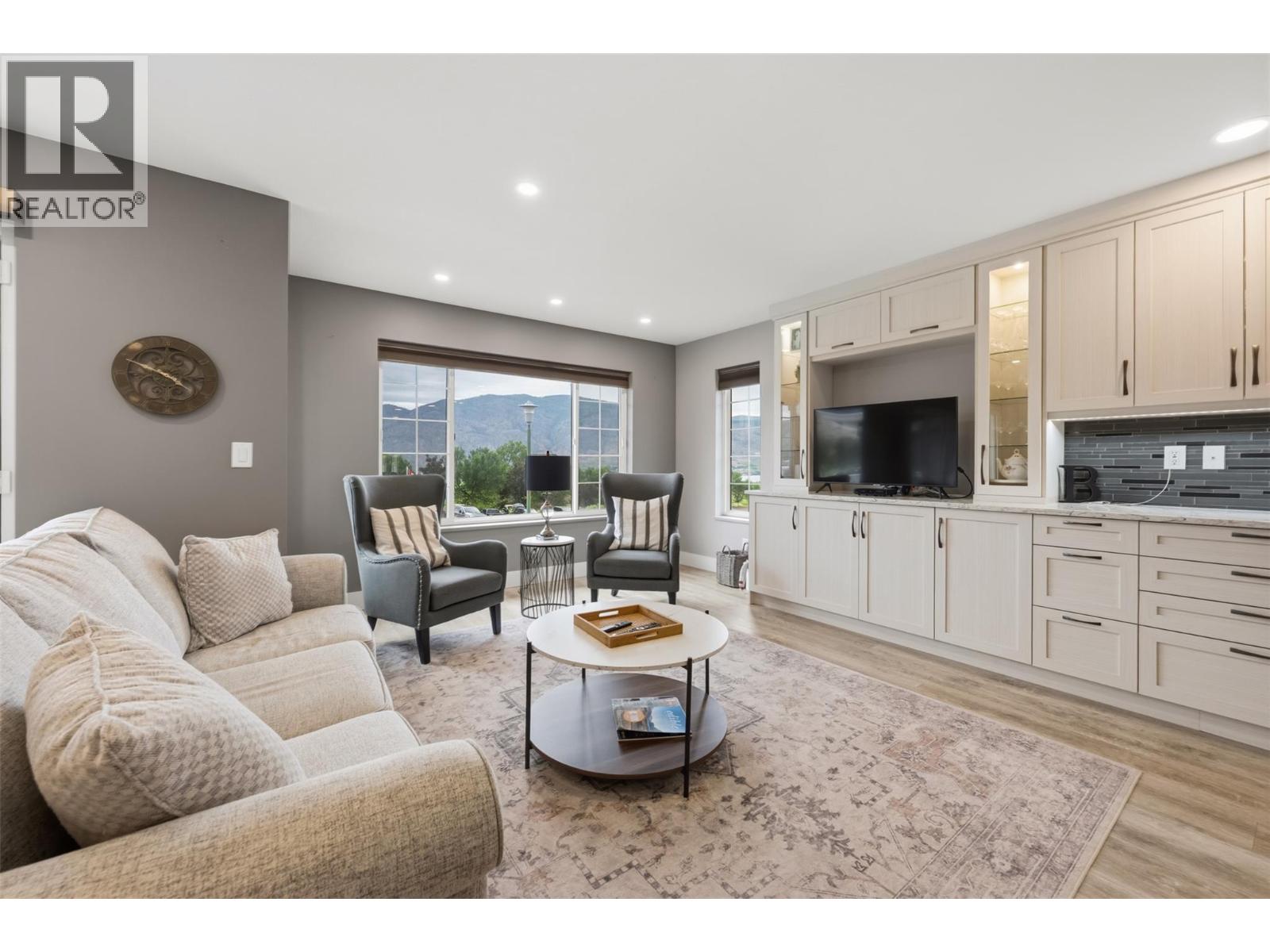 12104 GOLF COURSE Drive