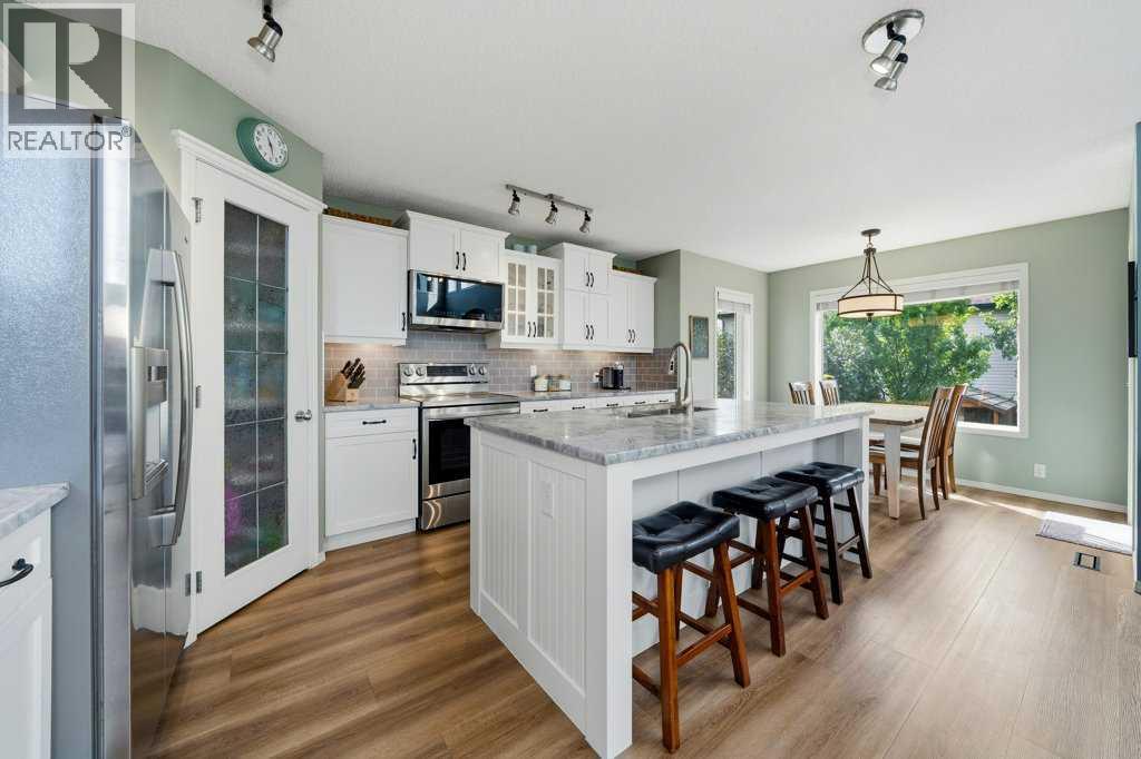 54 Tuscany Meadows Bay NW