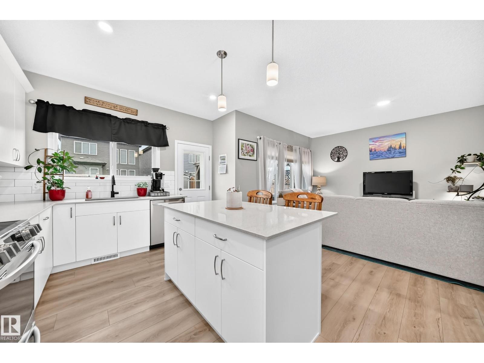 17550 63A ST NW