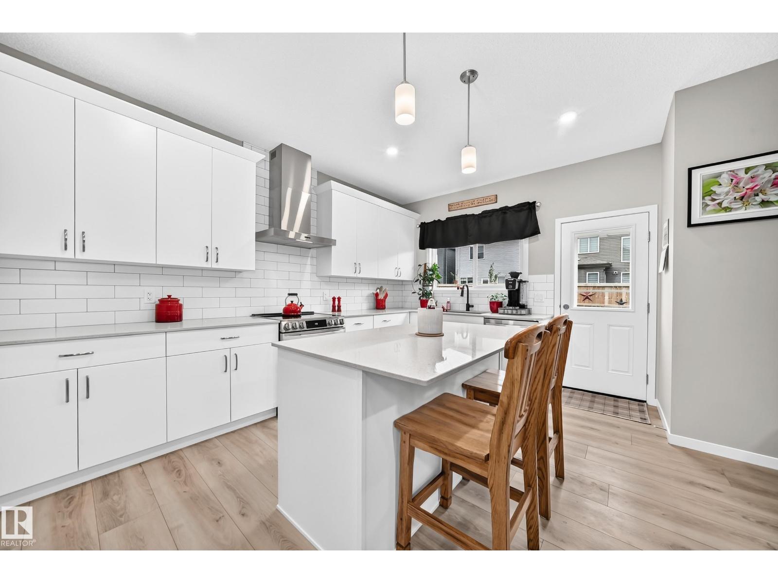 17550 63A ST NW