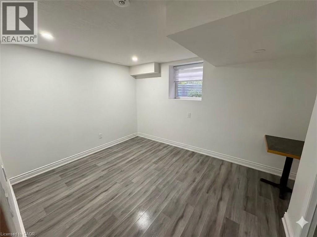 164 FOAMFLOWER Place Unit# LOWER