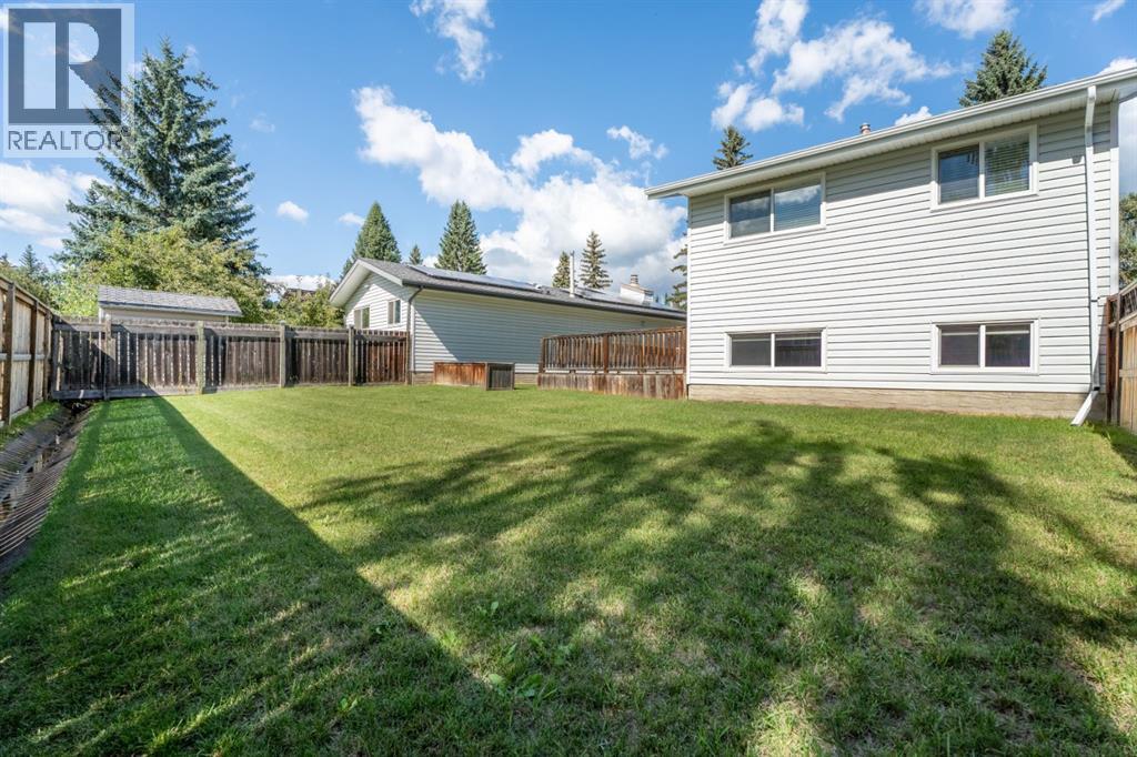 367 Woodridge Place SW