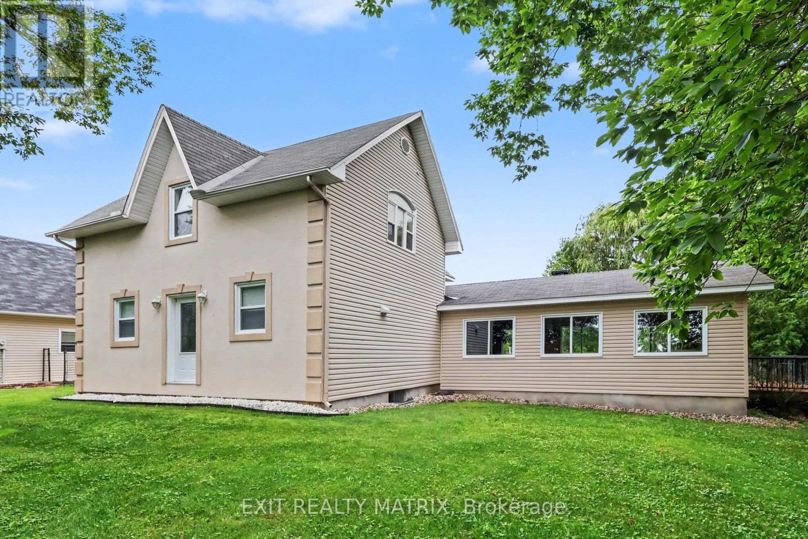 1991 FINCH-WINCHESTER BOUNDARY ROAD - Photo 2