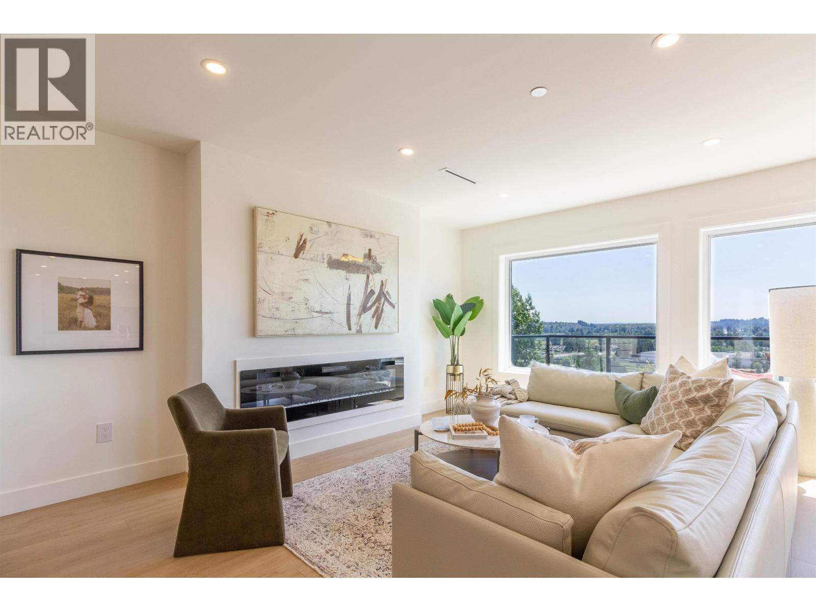 2256 MONASHEE COURT