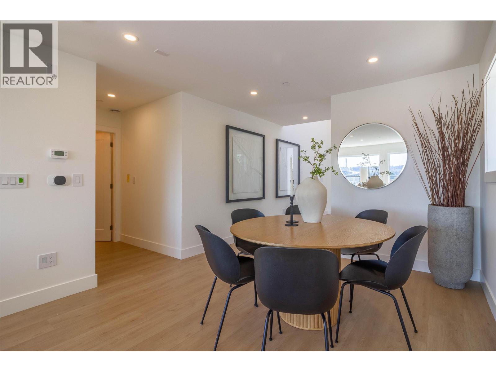 2256 MONASHEE COURT