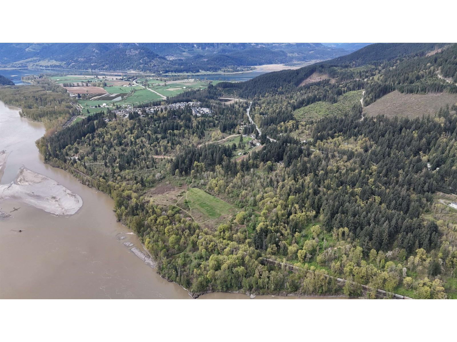 LSUB 10 SEC 19 LOUGHEED HIGHWAY, Mt Woodside
