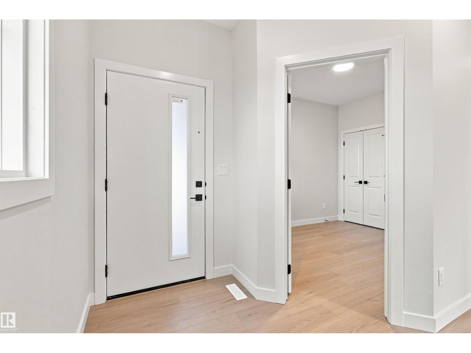 10462 104 ST