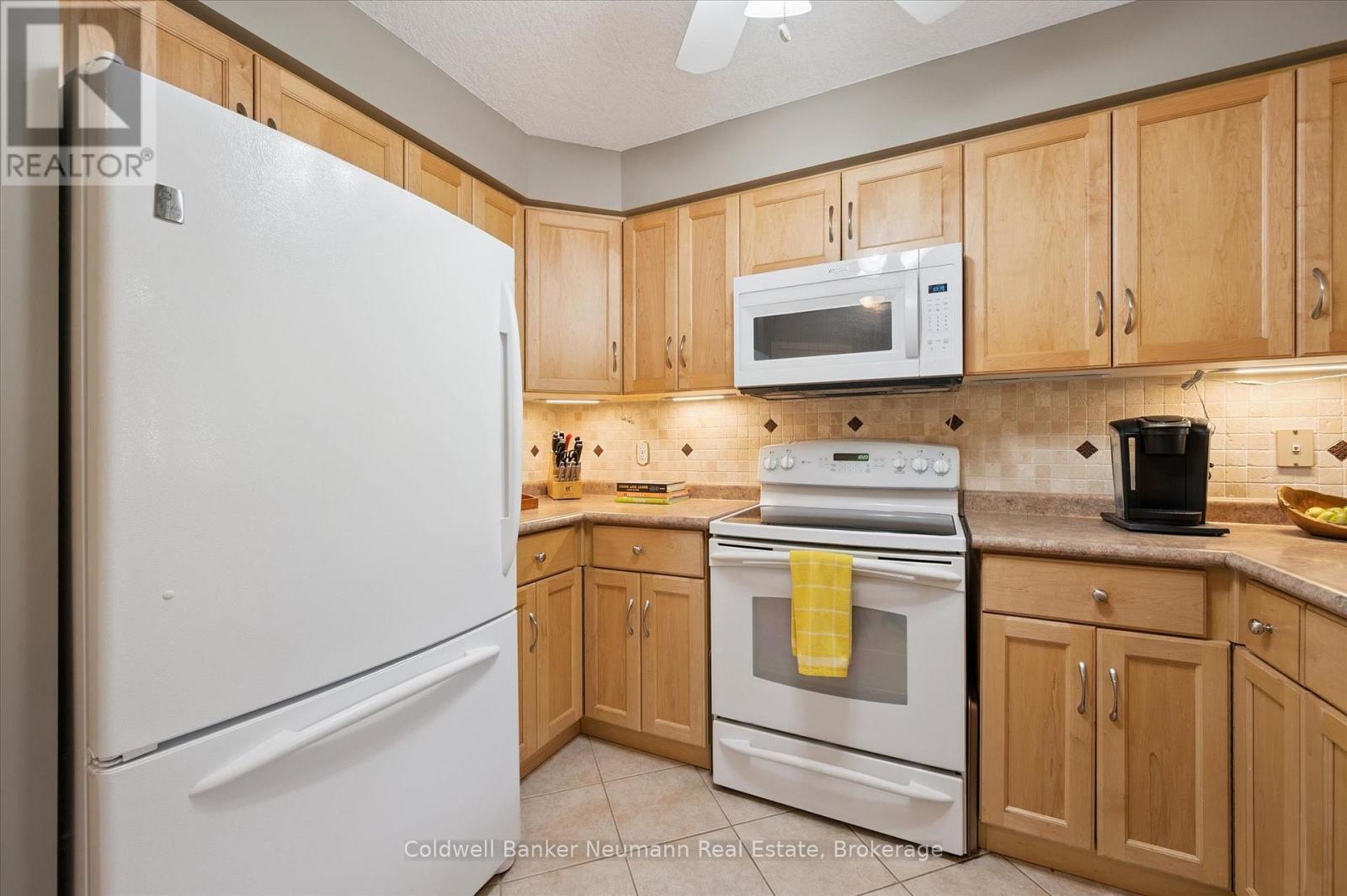 17 - 165 TERRAVIEW CRESCENT
