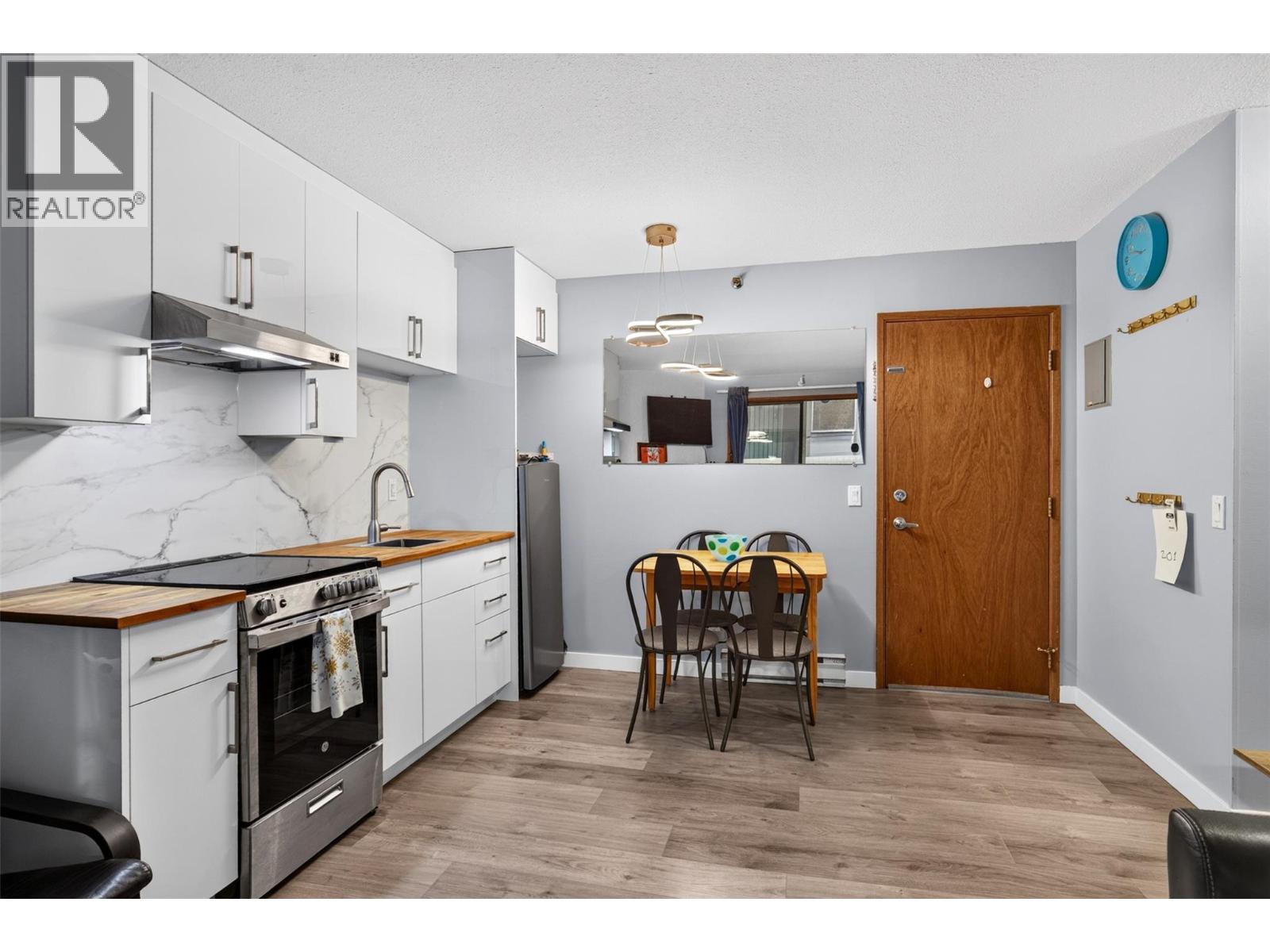 20 Kettle View Road Unit# 201