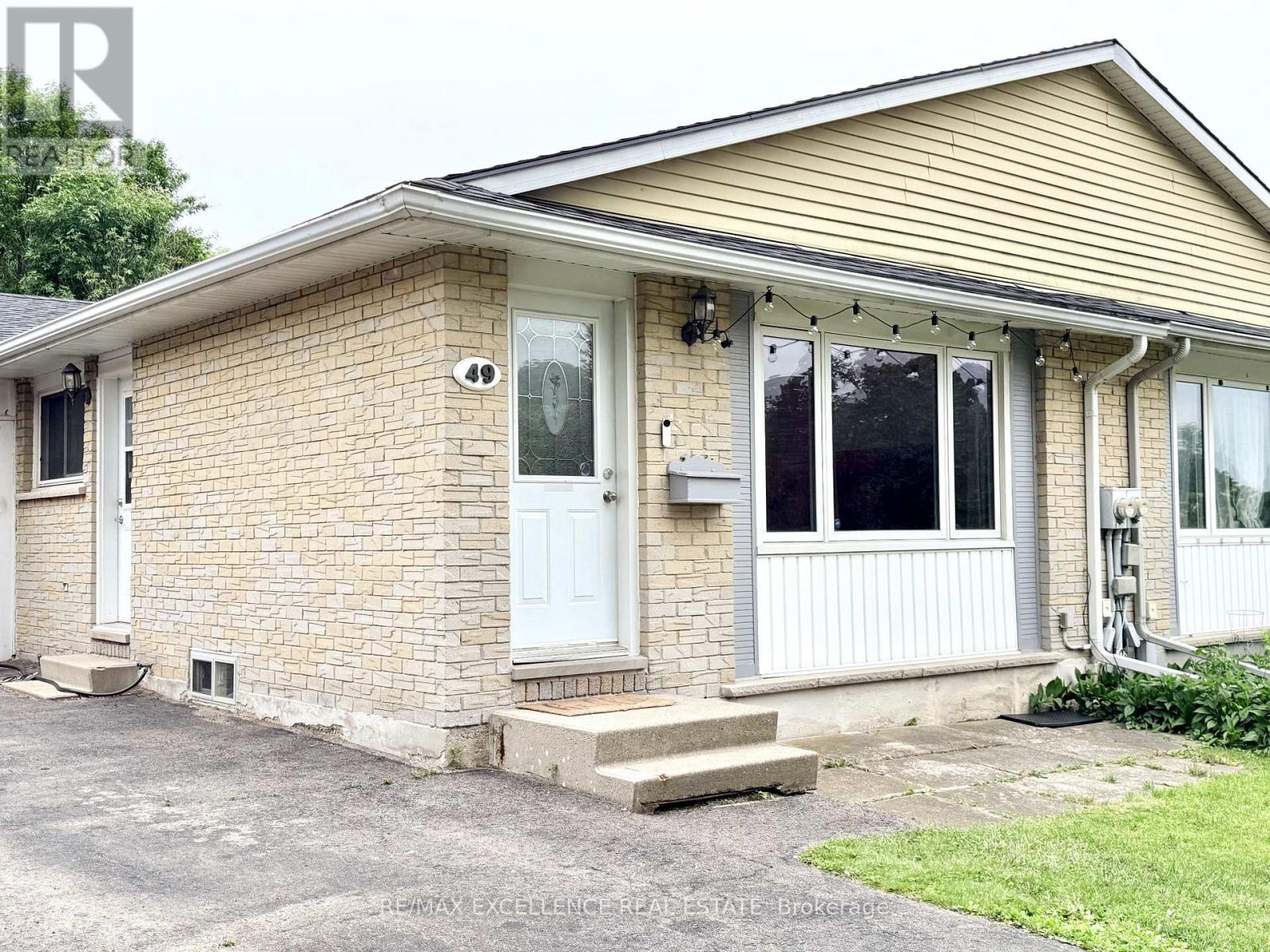 49 WOODLAWN AVENUE