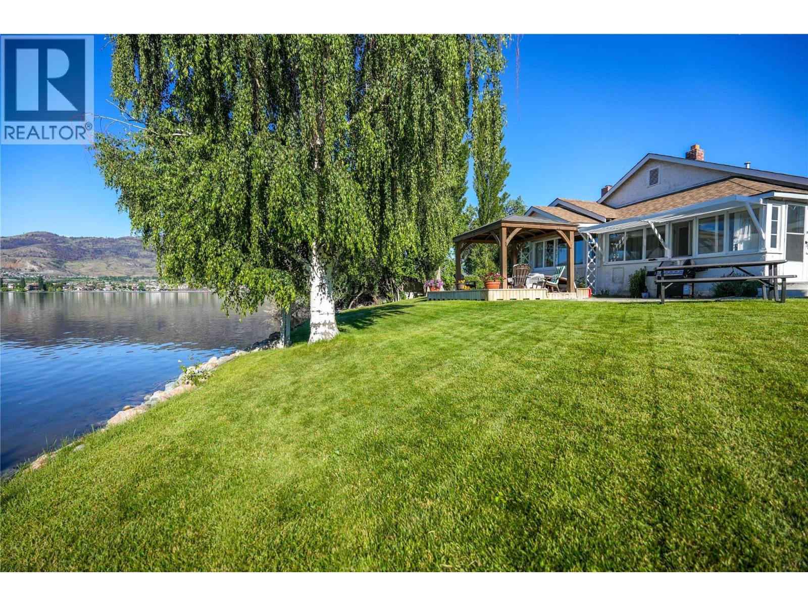 9 Harbour Key Drive