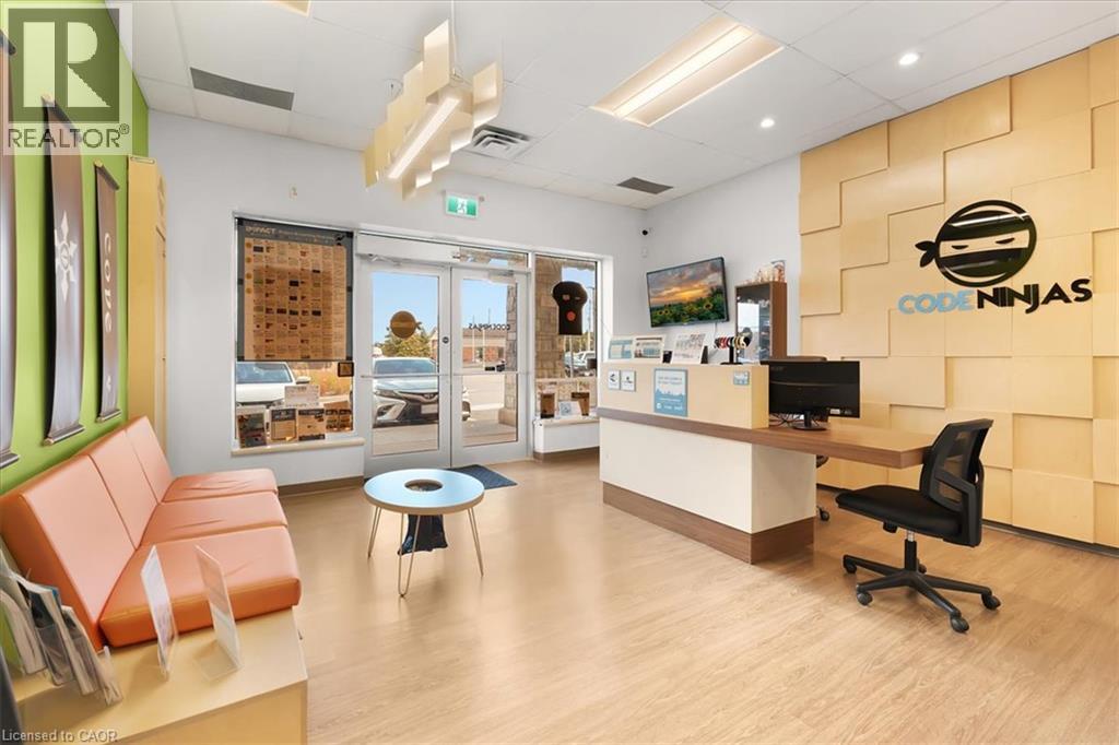 450 COLUMBIA Street W Unit# 3