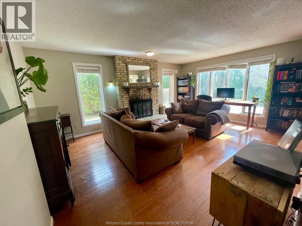 555 JEFFREYBROOK DRIVE