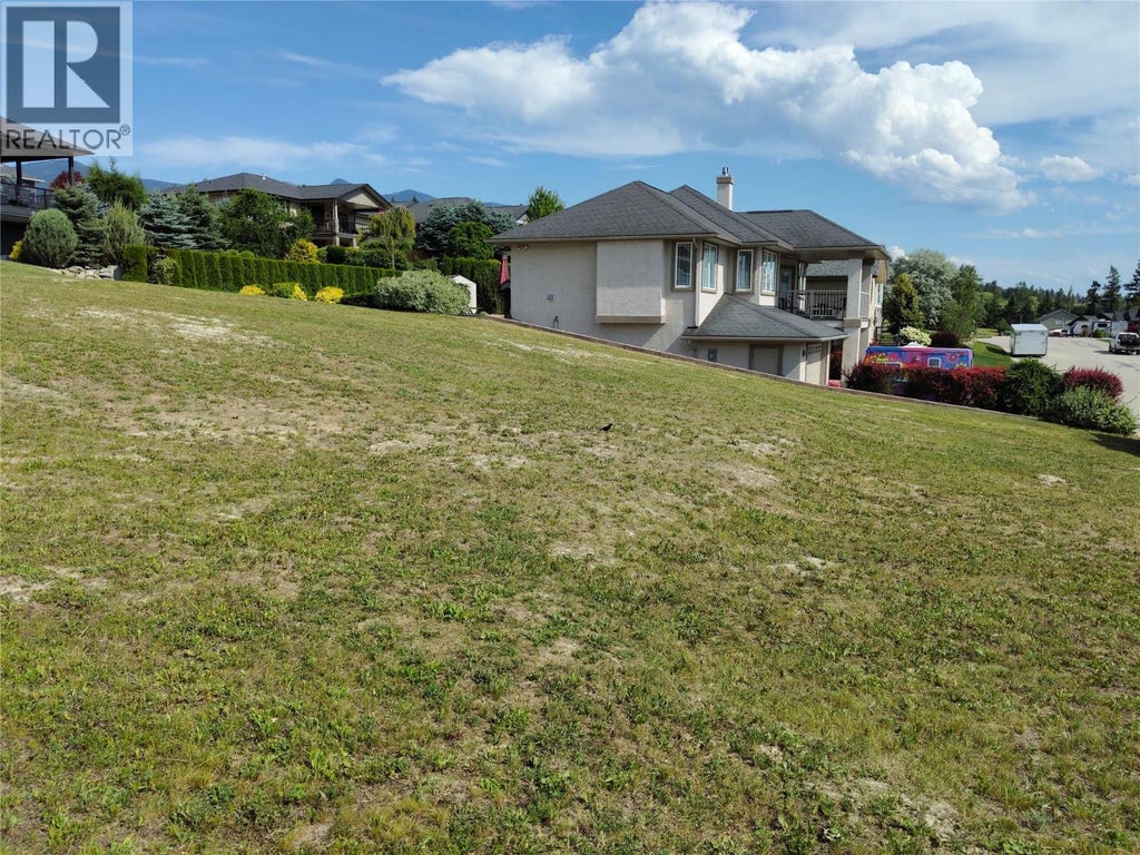 1002 SELKIRK DRIVE
