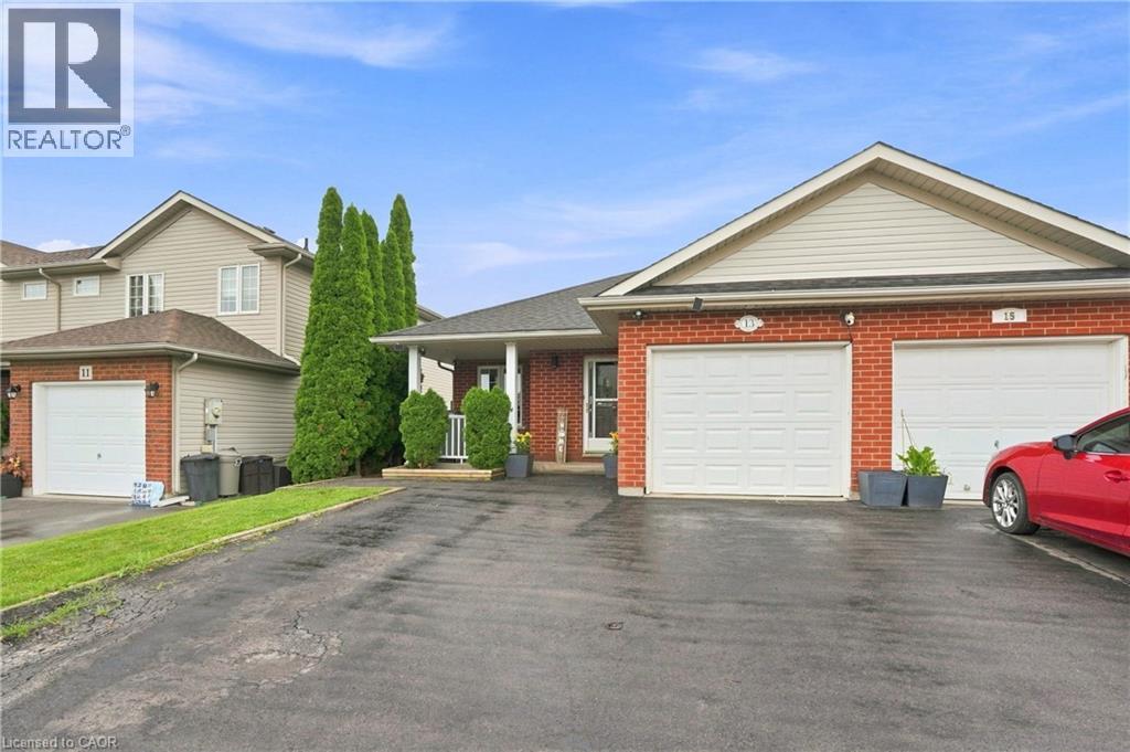 13 GOLDEN ACRES Drive