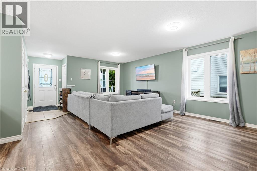13 GOLDEN ACRES Drive
