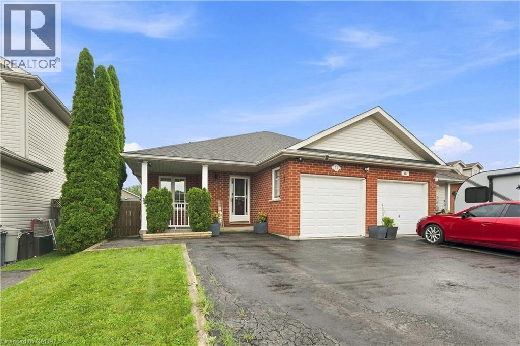 13 GOLDEN ACRES Drive