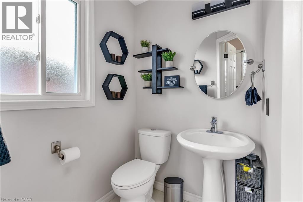 193 MOUNTAIN LAUREL Crescent