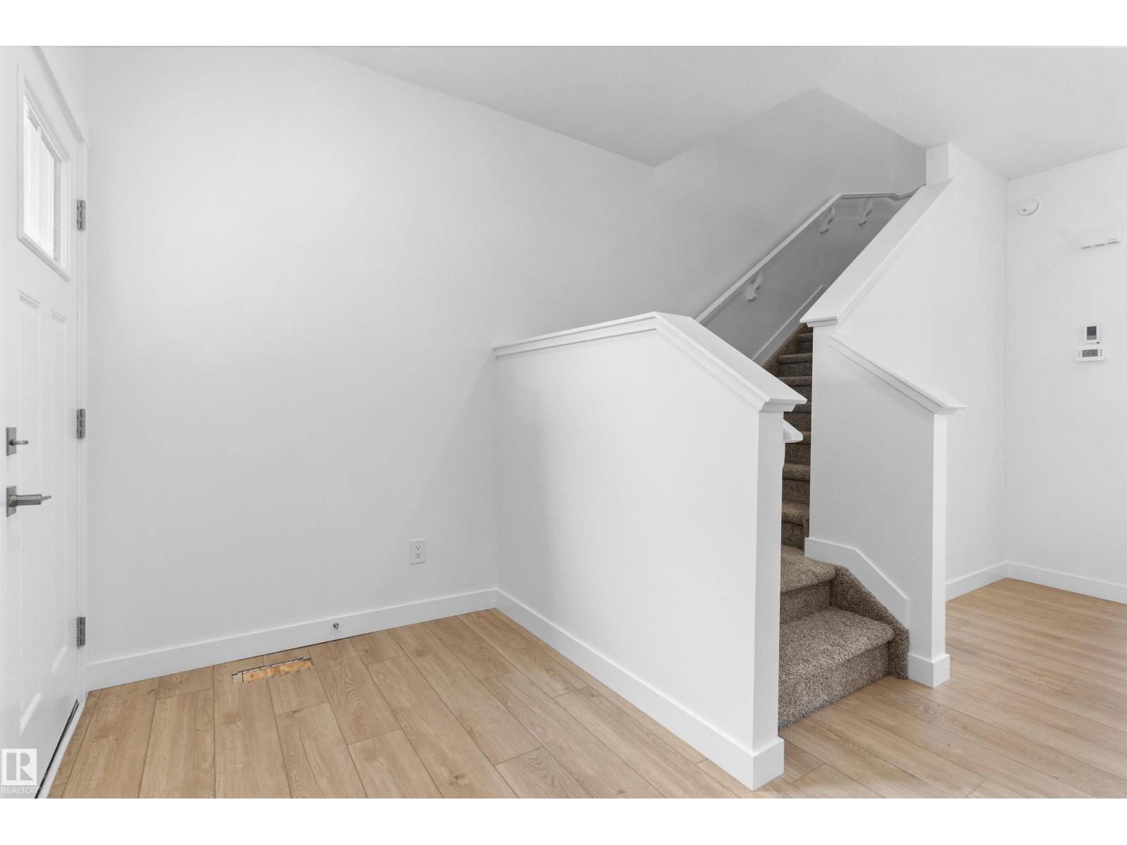 1058 CRISTALL CR SW