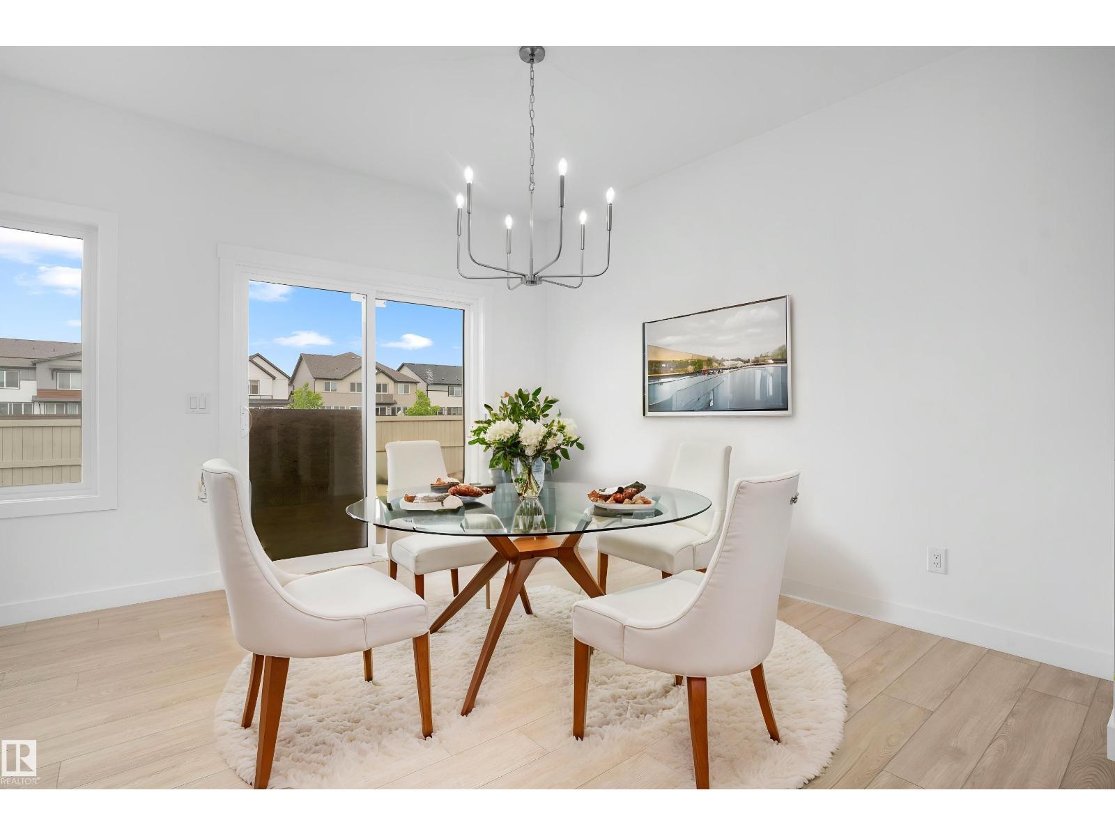 1058 CRISTALL CR SW