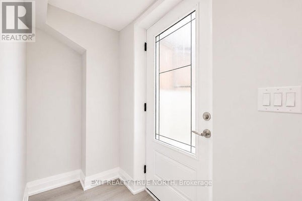 Bsmt - 66 Peacock Ln, Barrie (Allandale Heights), ON 4