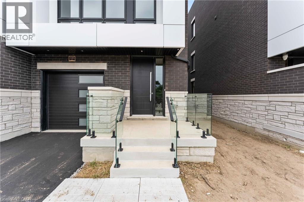 335 HELEN LAWSON Lane