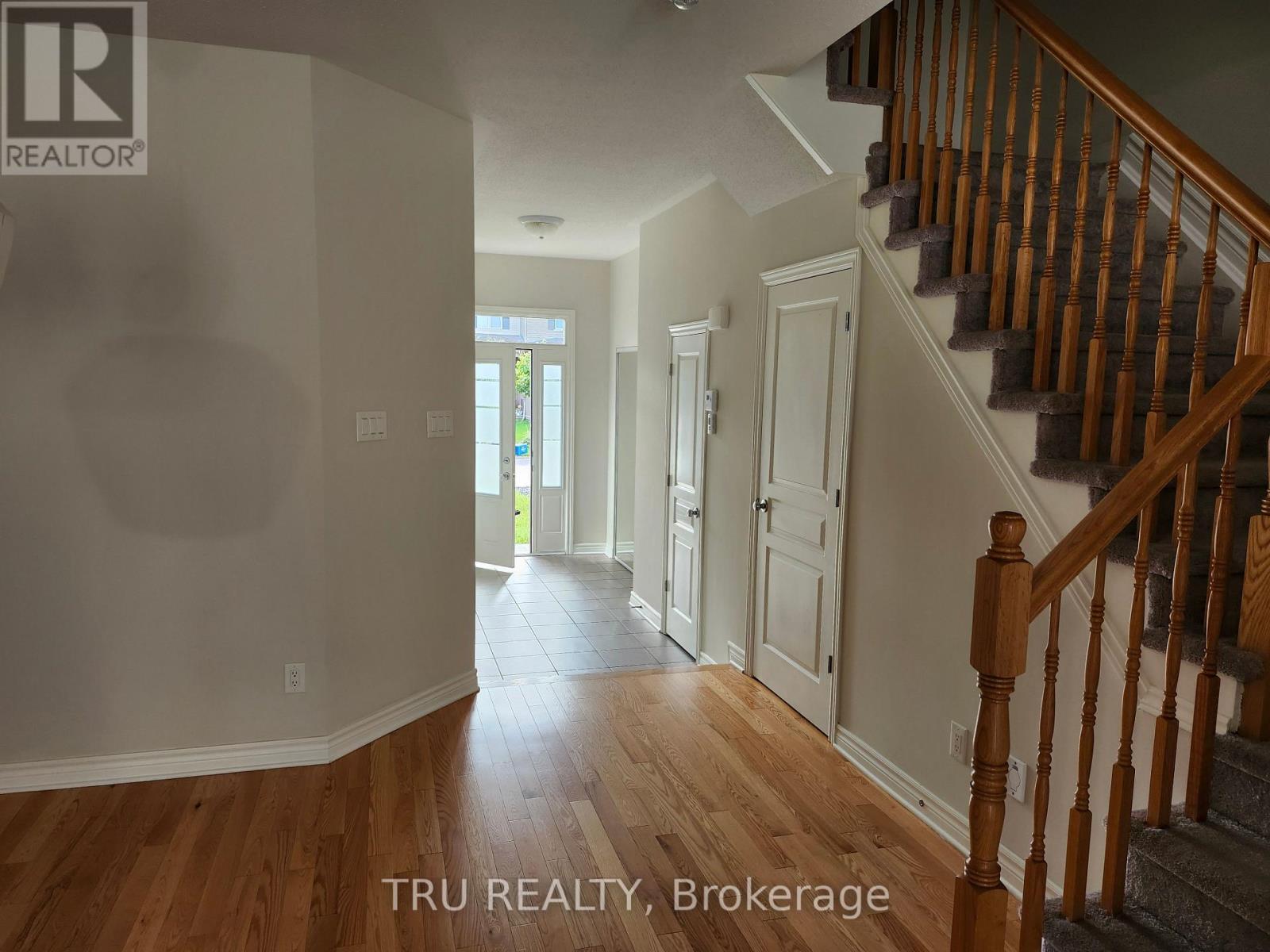 1146 BECKETT CRESCENT