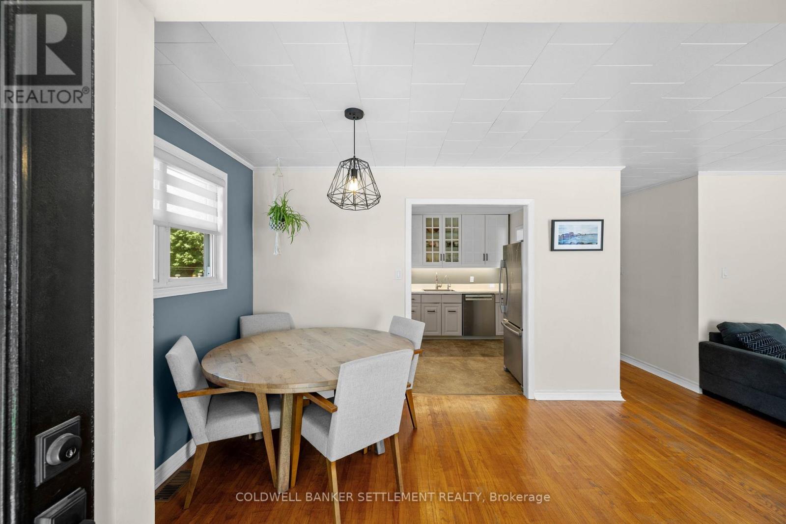 85 COCKBURN STREET