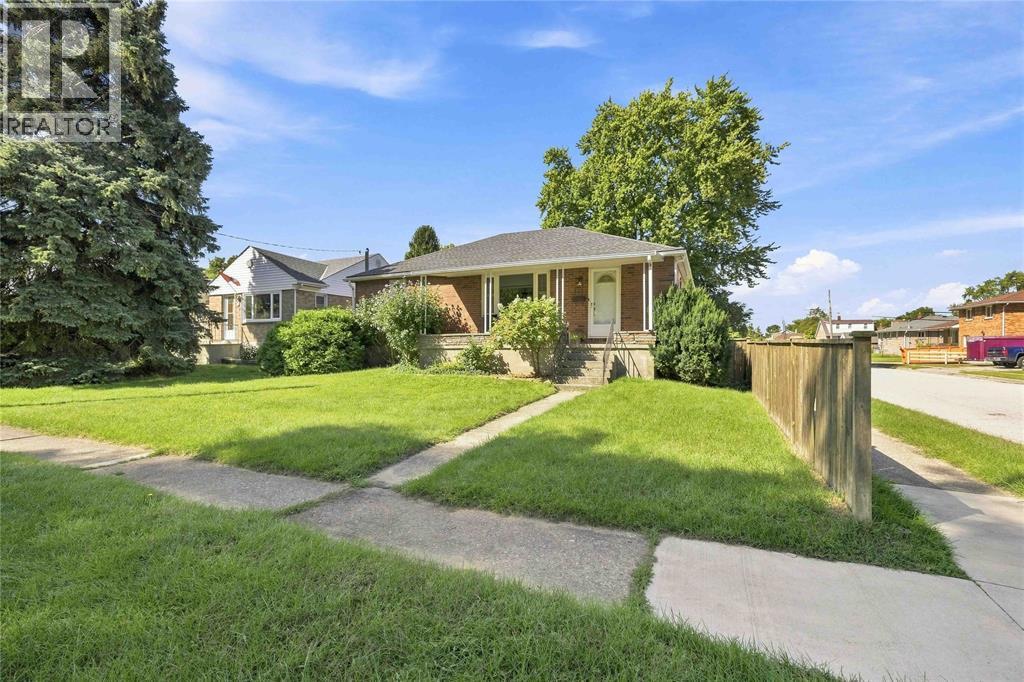 721 WILLIAM AVENUE, SARNIA, ON N7T 7C7 - Image 3794222292.jpeg?d=l
