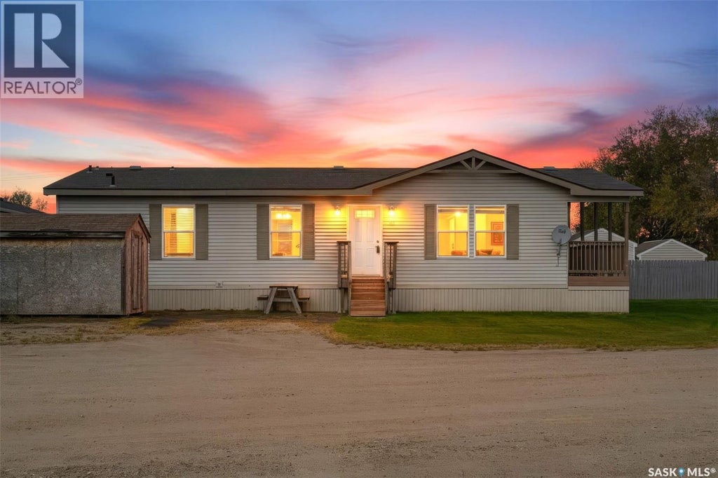 13 401 RAILWAY AVENUE, VANSCOY, SK S0L 3J0 - Image 570586967.jpeg?d=l