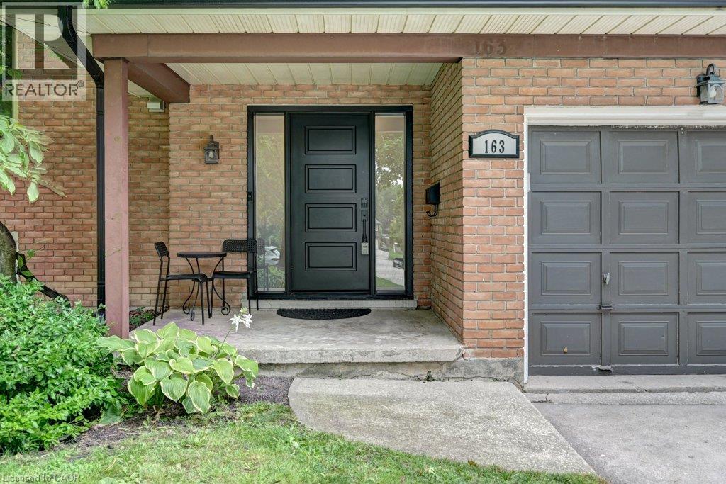 163 CHELFORD Crescent