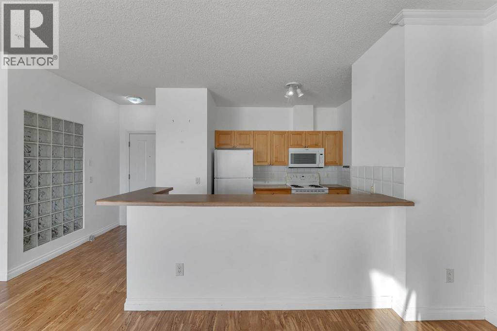 2222, 1010 Arbour Lake Road NW